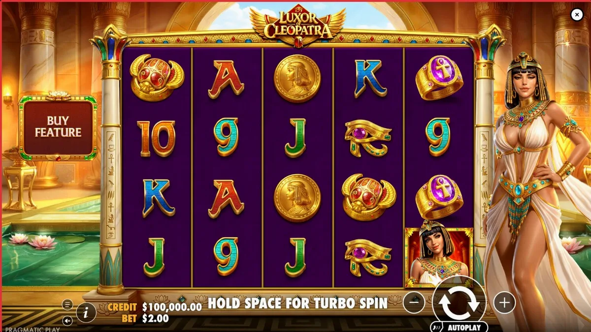Tampilan visual slot Luxor of Cleopatra dengan tema Mesir Kuno yang mewah